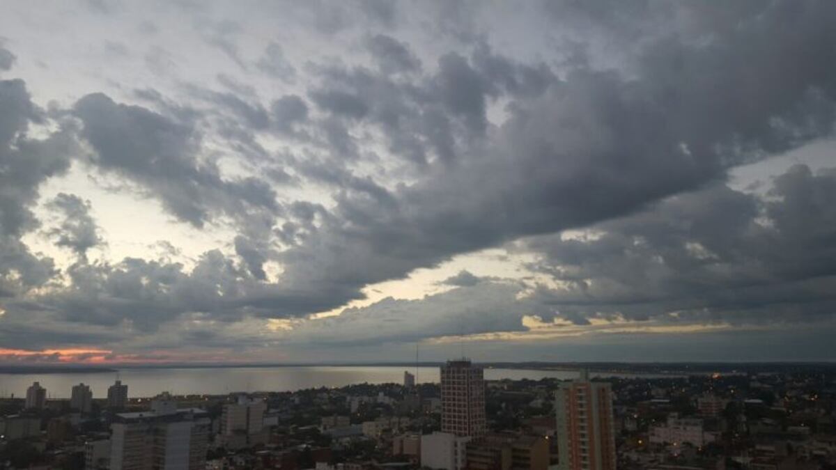 Anuncian lluvia luego de una ola de calor que se inició a principios de mes