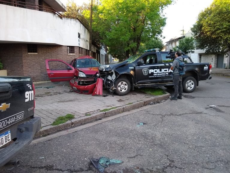 Dos mujeres heridas al ser chocadas por un móvil policial. (@Belitaonline)