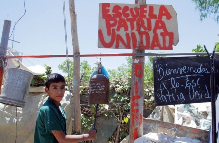 "Patria y Unidad", la escuela donde Nico dicta clases a 36 alumnos (Delfo Rodriguez/Clarín)