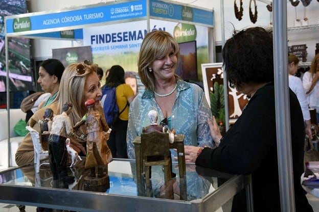 Premios a los artesanos de la Feria Internacional de Artesanías.