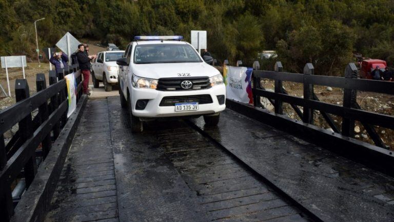 Puente Negro de Villa Los Coihues, en Bariloche, inaugurado el 20 de agosto. Archivo