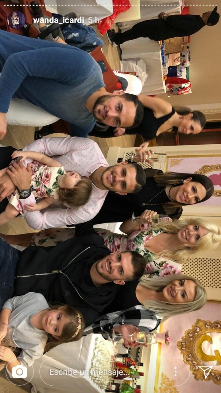 Las postales del cumpleaños de Francesca Icardi. (Foto: Instagram)