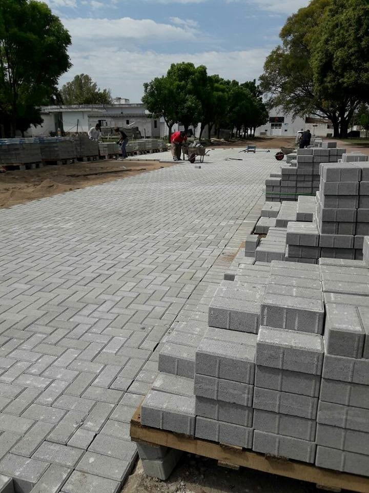 Obras en calles de la localidad de Inriville