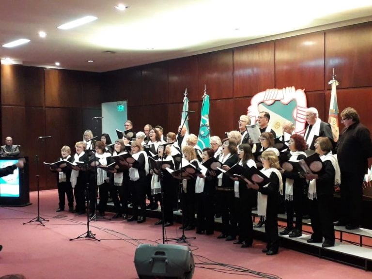 Coro de las Colectividades.