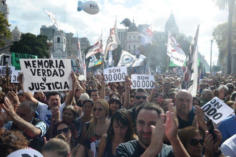 Día de la Memoria en Plaza de Mayo (Foto: Mario Quinteros)