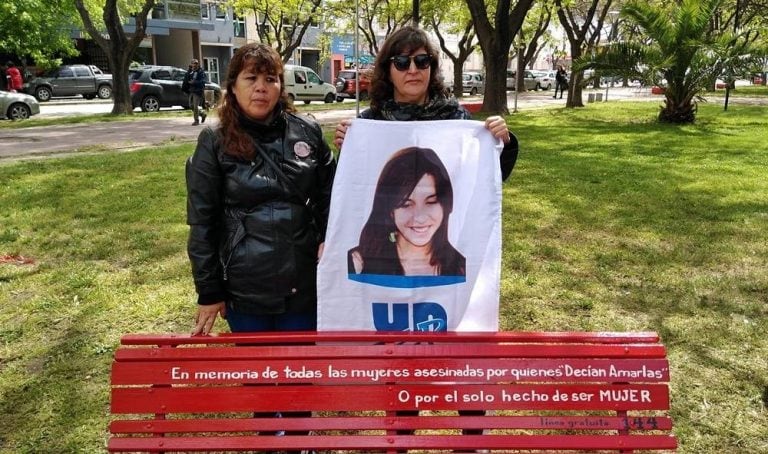 Edith Miler y Fabiana Córdoba, madres de víctimas de femicidios.