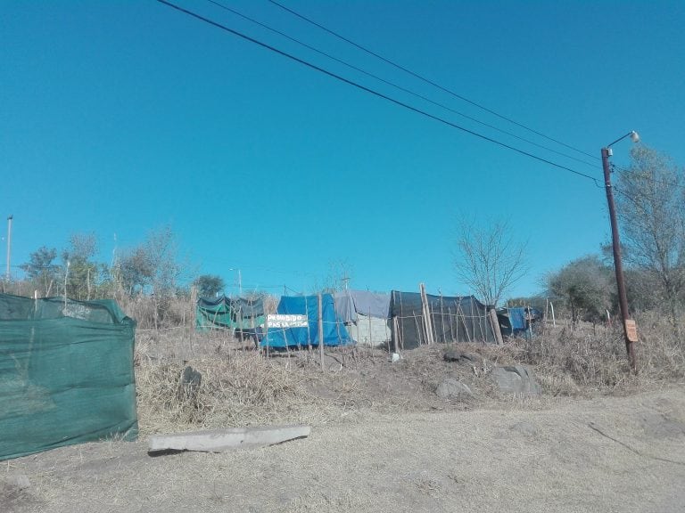 La Calera: asentamiento en terreno privado.