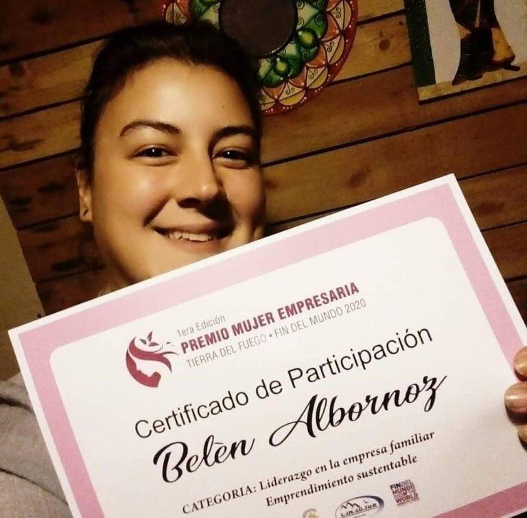 Belén Albornoz, representó a Tolhuin como empresaria en la 1° edición de "Mujeres Empresaria 2020"  (web)