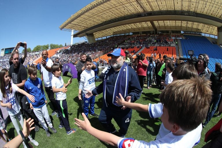 Diego Maradona en el Malvinas Argentinas.