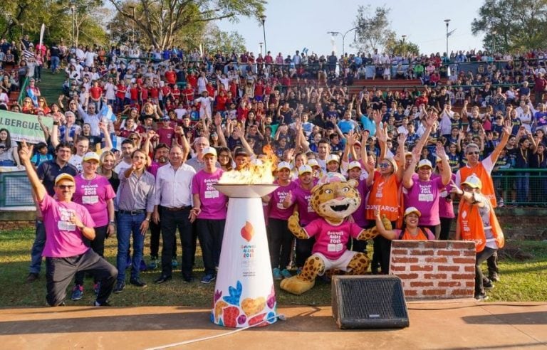 El Tour de la Antorcha Olímpica pasó por Puerto Iguazú. (Foto: @BuenosAires2018)