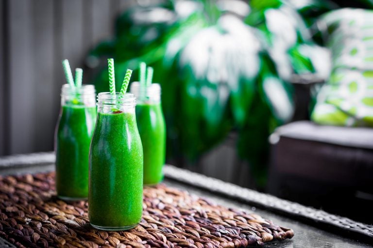 Jugo verde detox. (123RF)