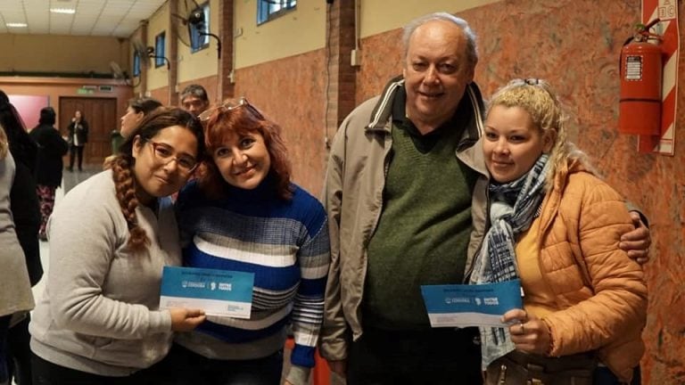 Entrega del Programa Vida Digna a 42 familias de Villa Parque Santa Ana.