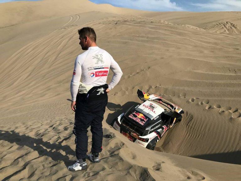 El abandono de Loeb en el Dakar.