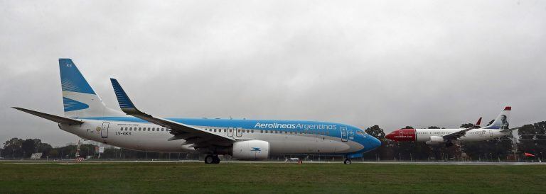 El Gobierno de Santa Cruz autorizó a Aerolíneas Argentinas a realizar tres vuelos en la primera quincena y, en base a la evolución epidemiológica, tres vuelos semanales en la segunda quincena.