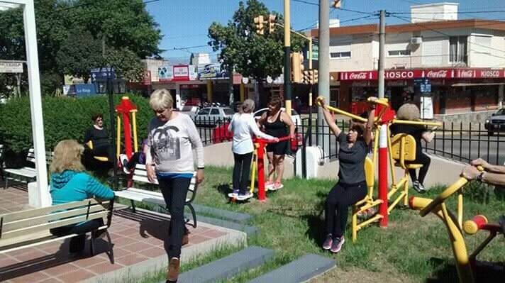 Cerca de 60 adultos mayores asisten a este centro en Carlos Paz.