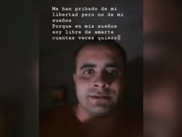 El violador serial sigue acosando desde la cárcel a través de las redes sociales