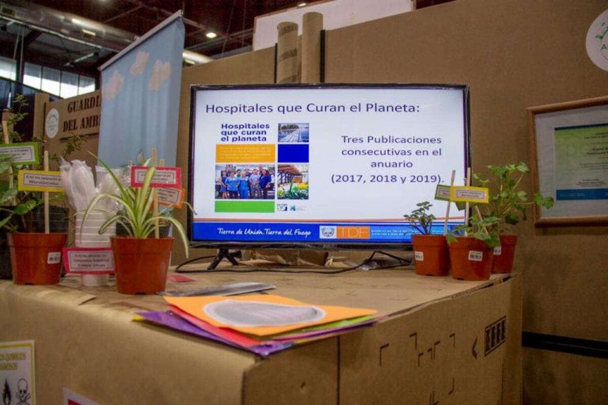 El Hospital de Ushuaia participó de la Expo-ambiental