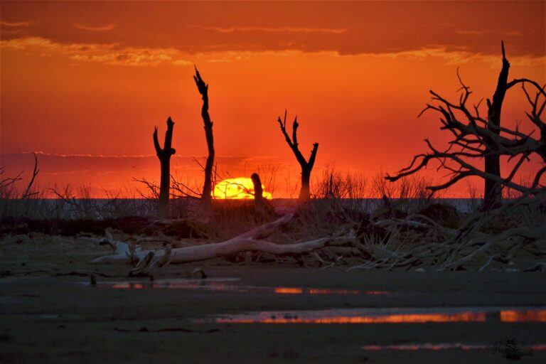 Atardecer en Miramar de Ansenuza - PH Hugo Giraudo