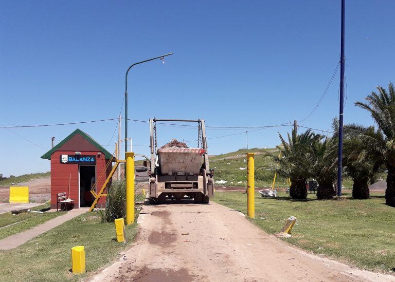 Balanza en el ingreso del Complejo Ambiental