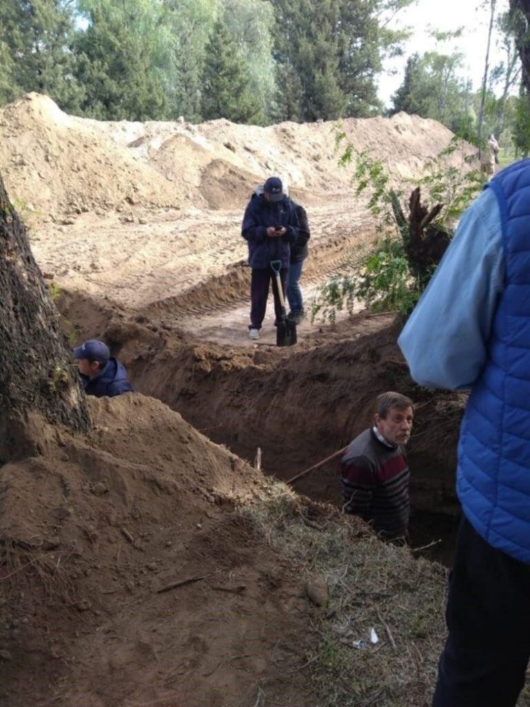 Trabajan en la búsqueda de desaparecidos de la última dictadura. Foto: El Diario de la República.