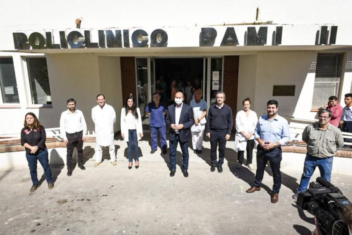 La directora del Pami pasó por Rosario para inaugurar guardia exclusiva para pacientes con coronavirus
