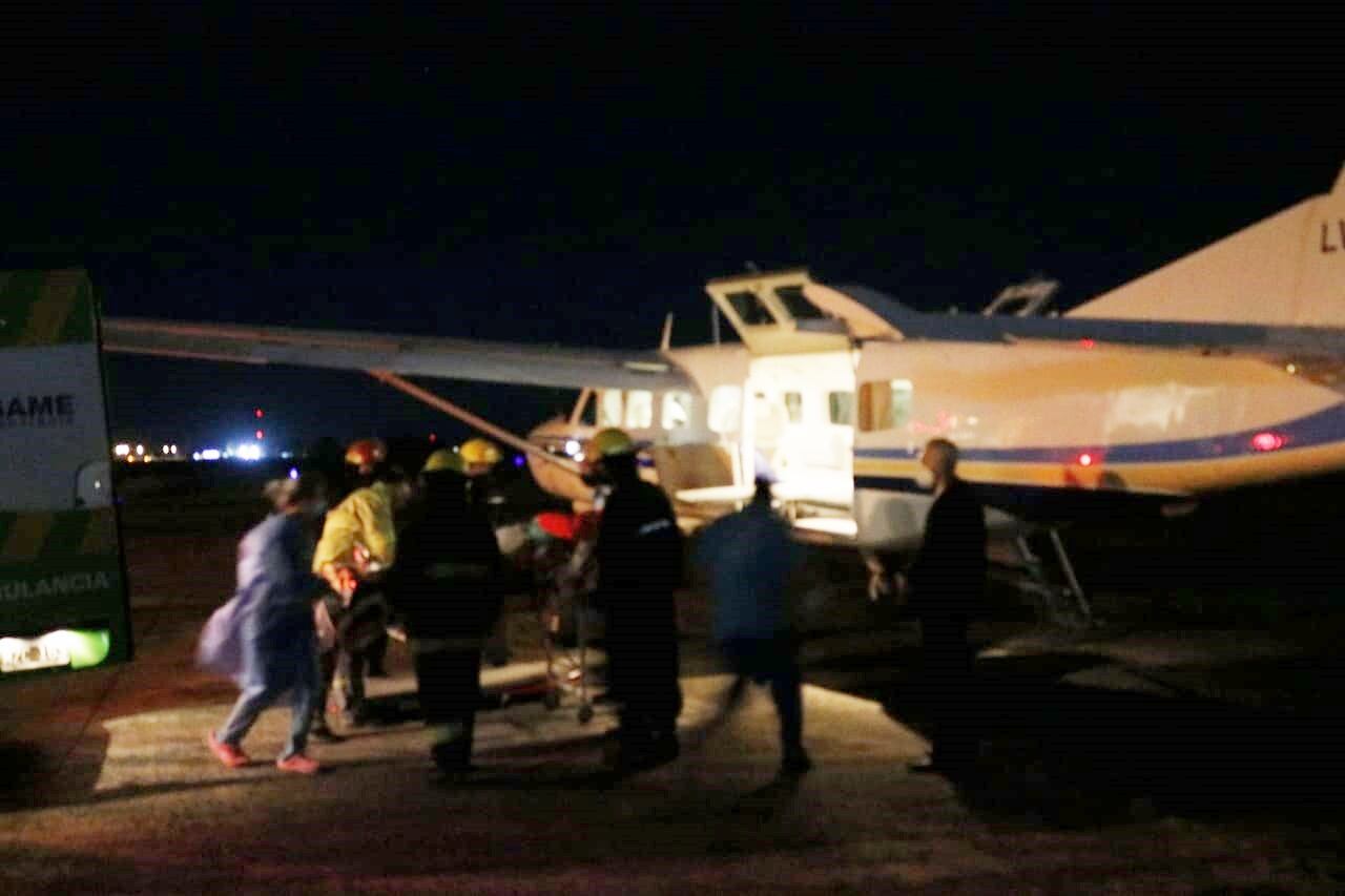 Trasladan a un tresarroyense en un vuelo sanitario