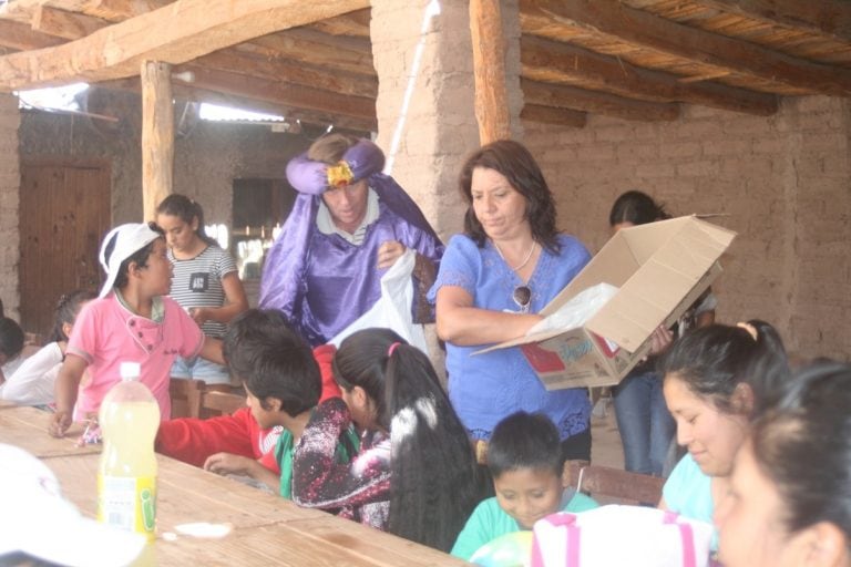 Los Reyes Magos visitaron a las familias de El Alfarcito (Difusión Fundación Alfarcito)