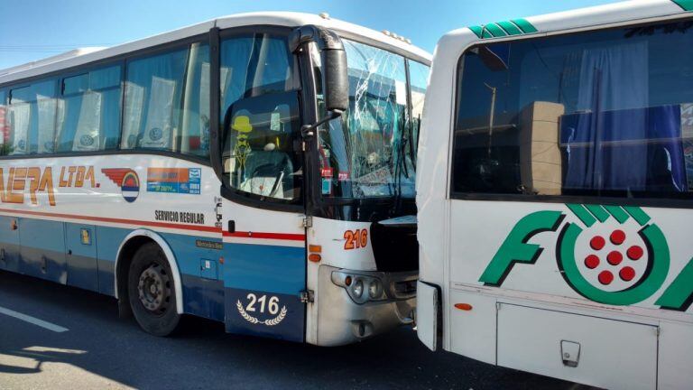 El accidente ocurrió en la esquina de Colón y Sagrada Familia.