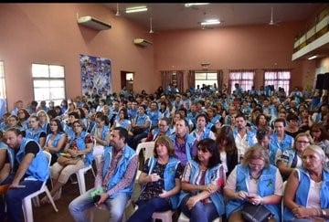 Congreso de UDPM en Oberá, al cual fue invitado el gobernador Herrera Ahuad y que presidió el nuevo titular del gremio Rubén Darío "Grillo" Caballero. (Twitter)