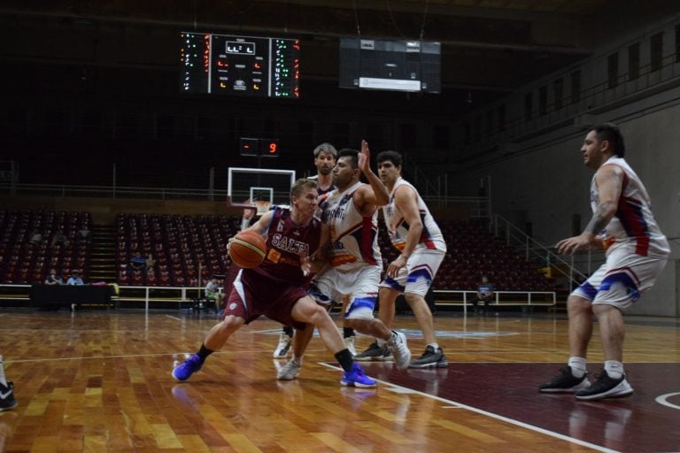 Salta Basket recuperó la sonrisa con un sufrido triunfo. (Facebook Salta Basket)