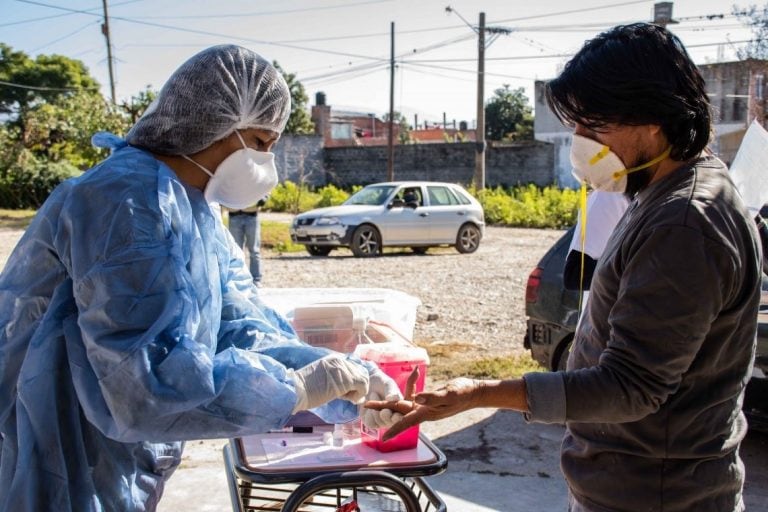 Los más de mil casos y casi 40 fallecidos por Covid-19 configuran en Jujuy un escenario de "situación muy compleja" por lo que se regresó a la fase 1 del aislamiento social preventivo y obligatorio.