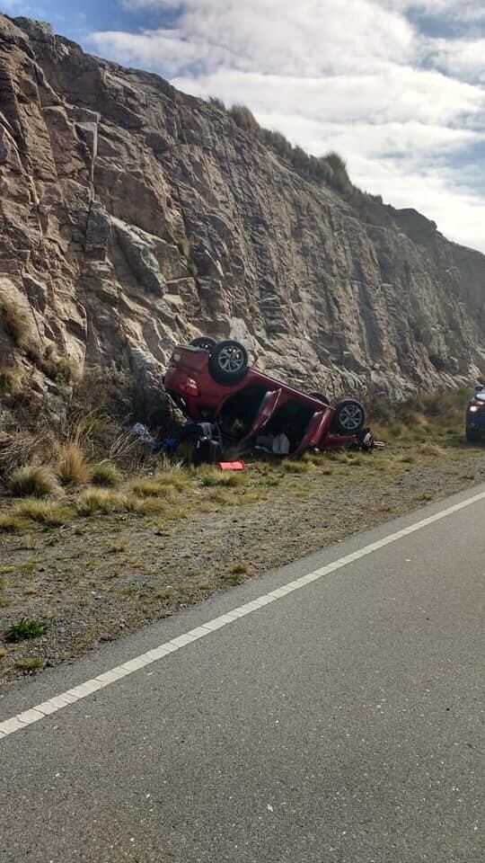 Así quedó el automóvil después del accidente