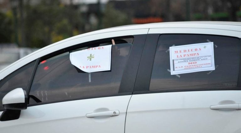 Protesta de los trabajadores de la Salud (Vía Santa Rosa)