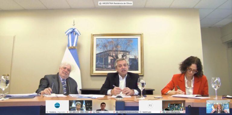 gobernadora en videoconferencia con el presidente Alberto Fernandez