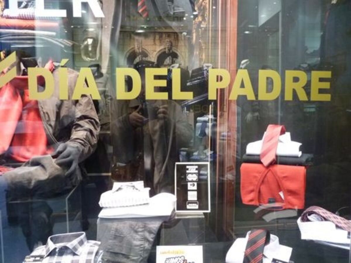 Por el Día del Padre, se extendió el horario comercial solo este sábado