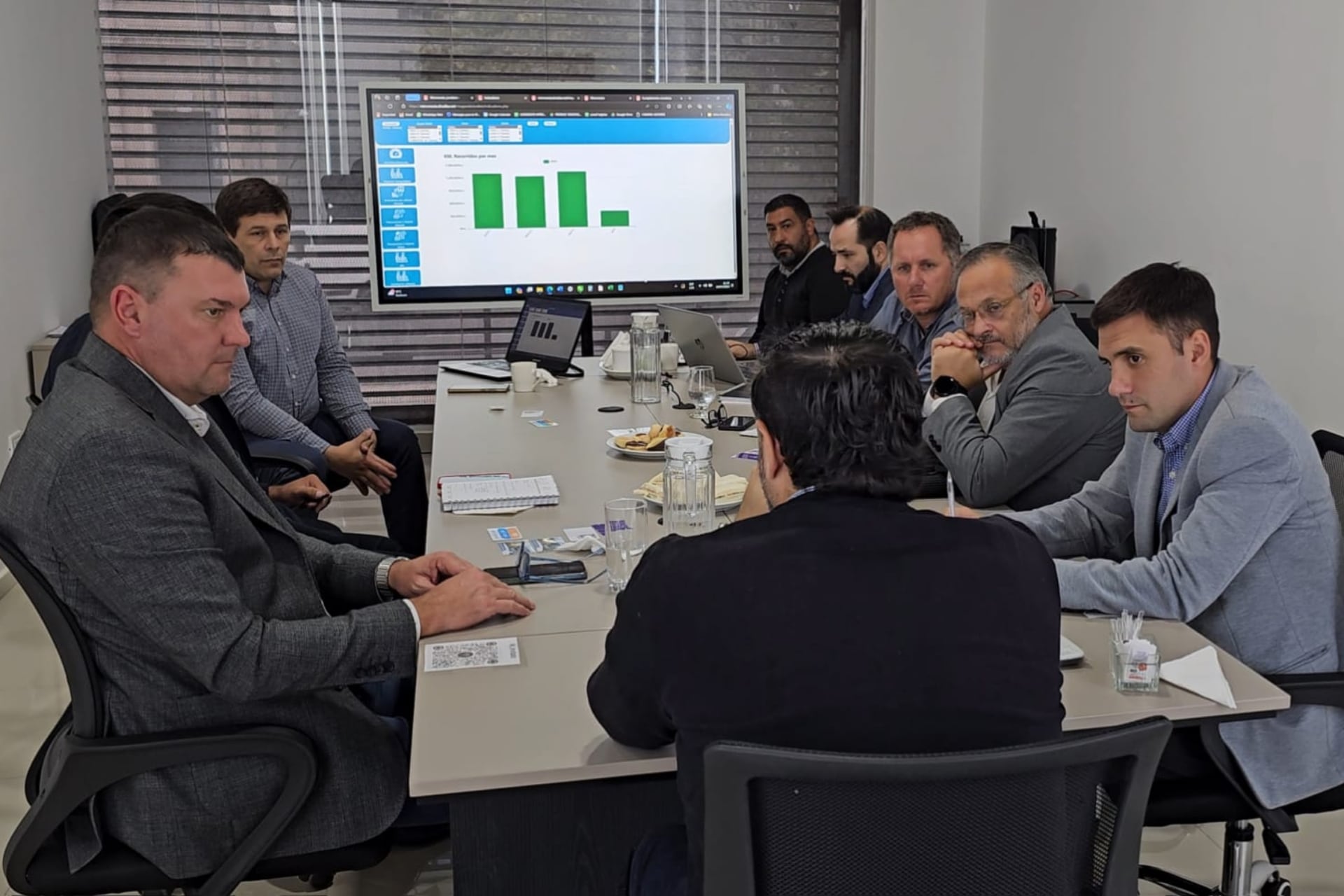 Reunión entre el Ejecutivo y representantes de Sidecreer.