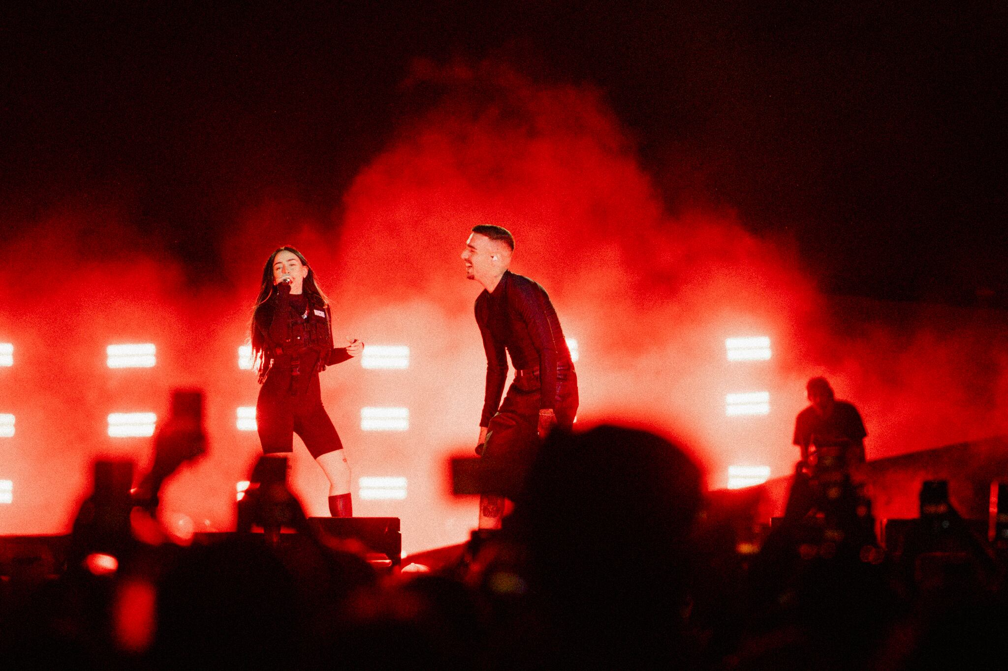 Rels B y Nicki Nicole en el Foro Sol, México.