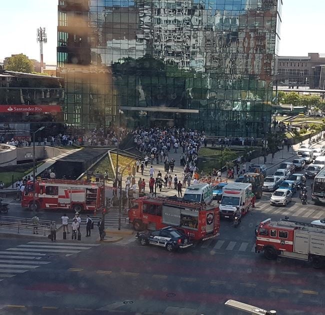 Evacuación de Torre Catalinas