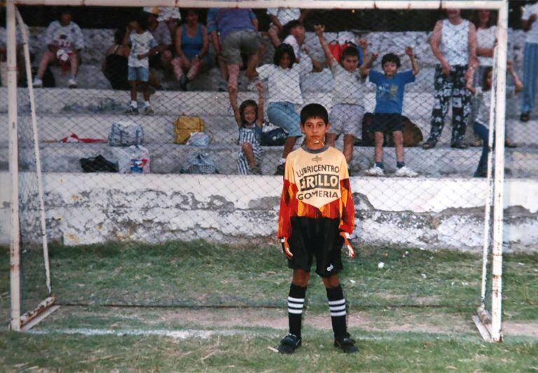 Esteban Andrada y la pasión por el arco desde niño.