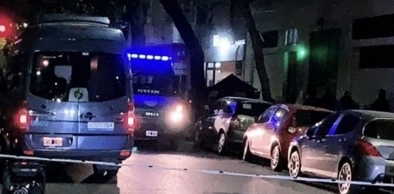 Tiroteo en Chacarita: un delincuente muerto y tres detenidos (Web)