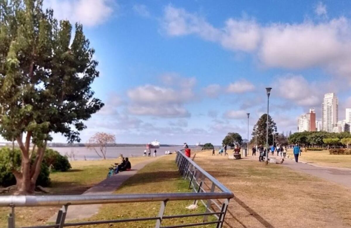 Un joven cayó de noche desde 10 metros de altura en la barranca del Paraná