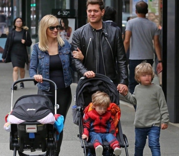 Lopilato y Bublé paseando en familia