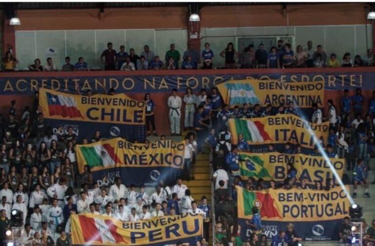 Apertura del mundial de futsal de síndrome de down (Foto: Radio Mitre).