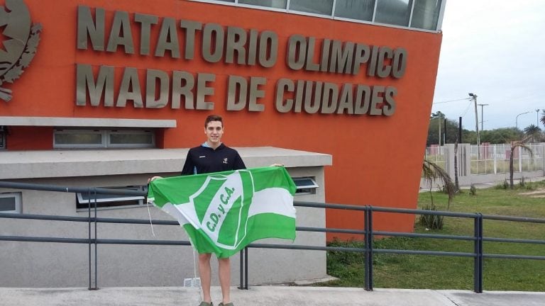 Benjamin Ghione tercer puesto 100 mts. espalda en Santiago del Estero