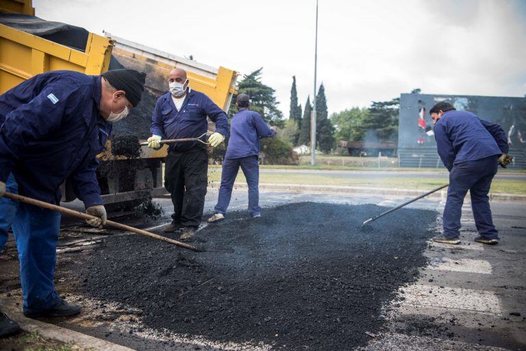 Colocan retardadores para evitar picadas en las inmediaciones del parque Scalabrini Ortiz (Municipalidad de Rosario)