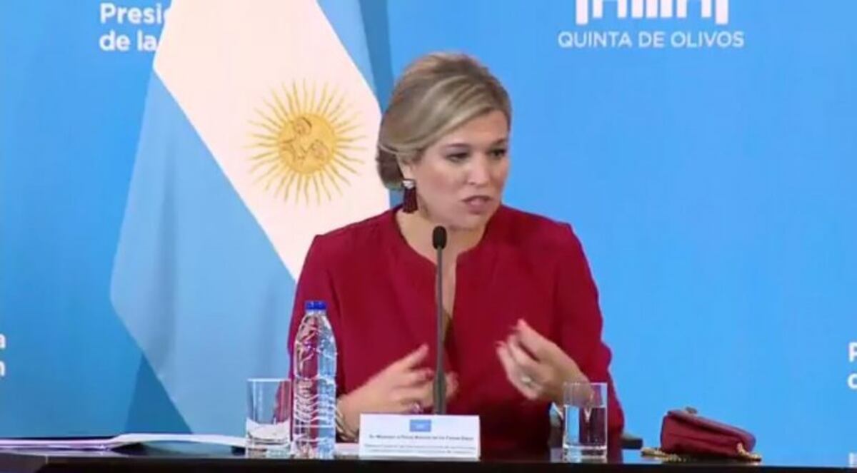 La reina Máxima pidió mayor inclusión financiera y almorzó con Macri
