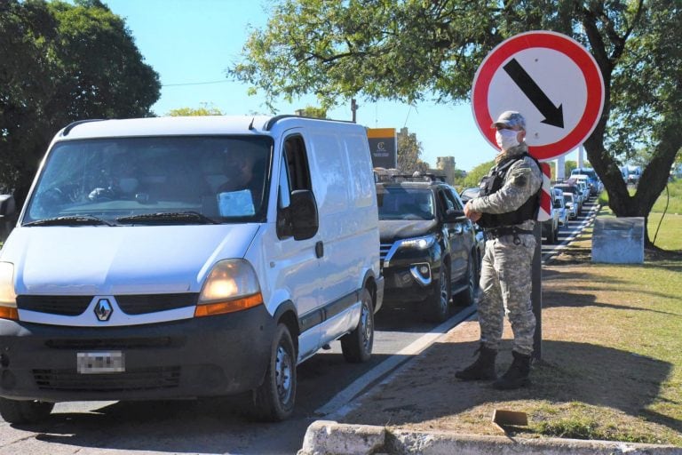 Mayores controles en el Puente General Belgrano para ingresar a Corrientes.