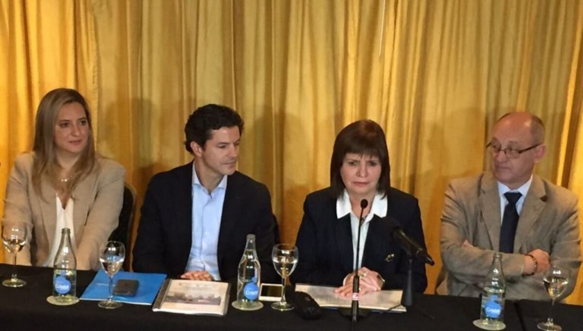 Bullrich aseguró que bajaron 36% los homicidios desde la llegada de las fuerzas federales a Santa Fe