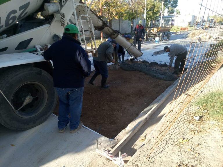 Reparaciones en Hipólito Yrigoyen al 1700