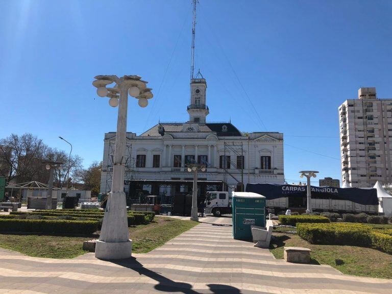 Así se prepara la Plaza San Martín para el Festival Acercarte.